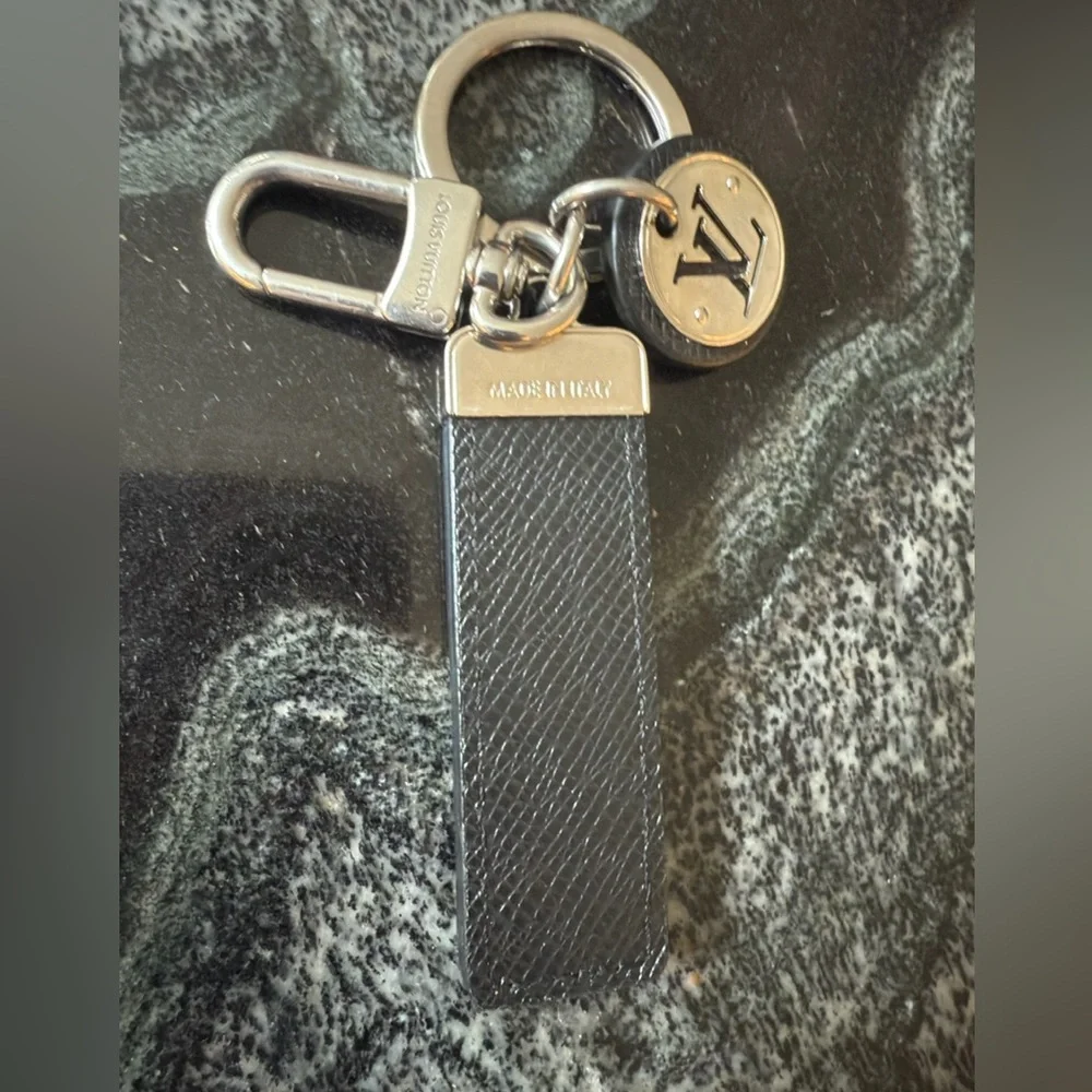 Monogram Eclipse Dragonne Bag Charm & Key Holder - Picture 6 of 6